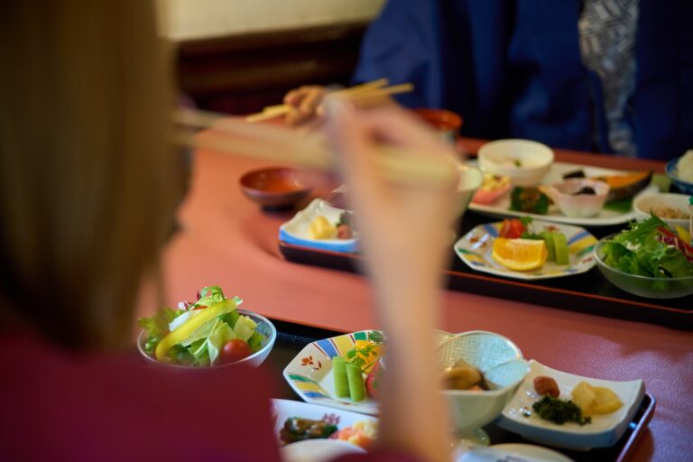 【スタンダード】和洋選べるこだわり朝食と名湯草津温泉で体も心も整う癒しのステイ＜朝食付＞